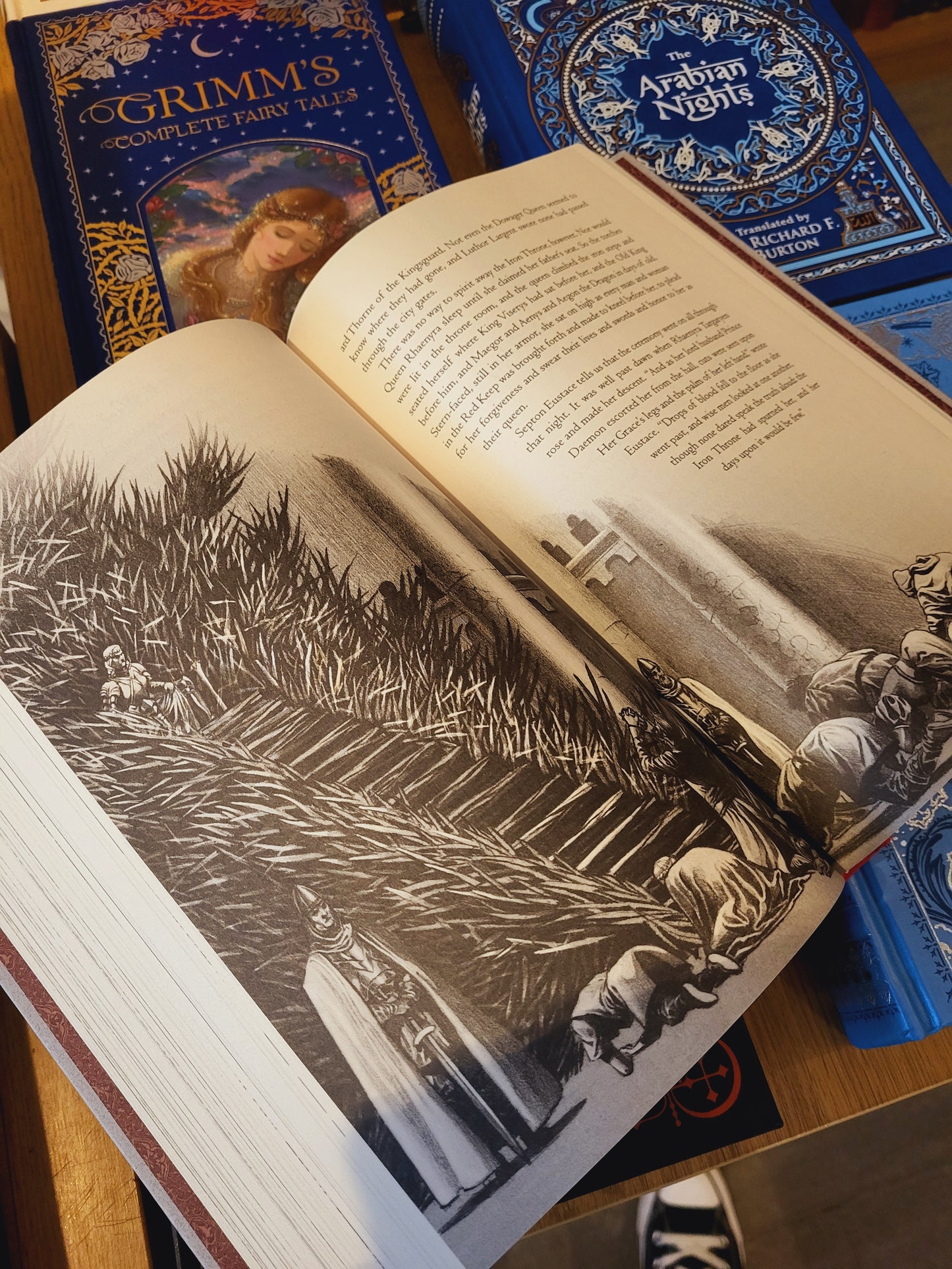 Fire & Blood - George R.R. Martin (Deluxe Slipcase Edition)