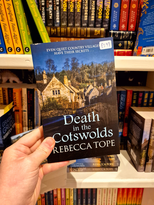 Death in the Cotswolds - Rebecca Tope