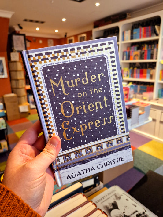 Murder on the Orient Express - Agatha Christie (Clothbound Edition)