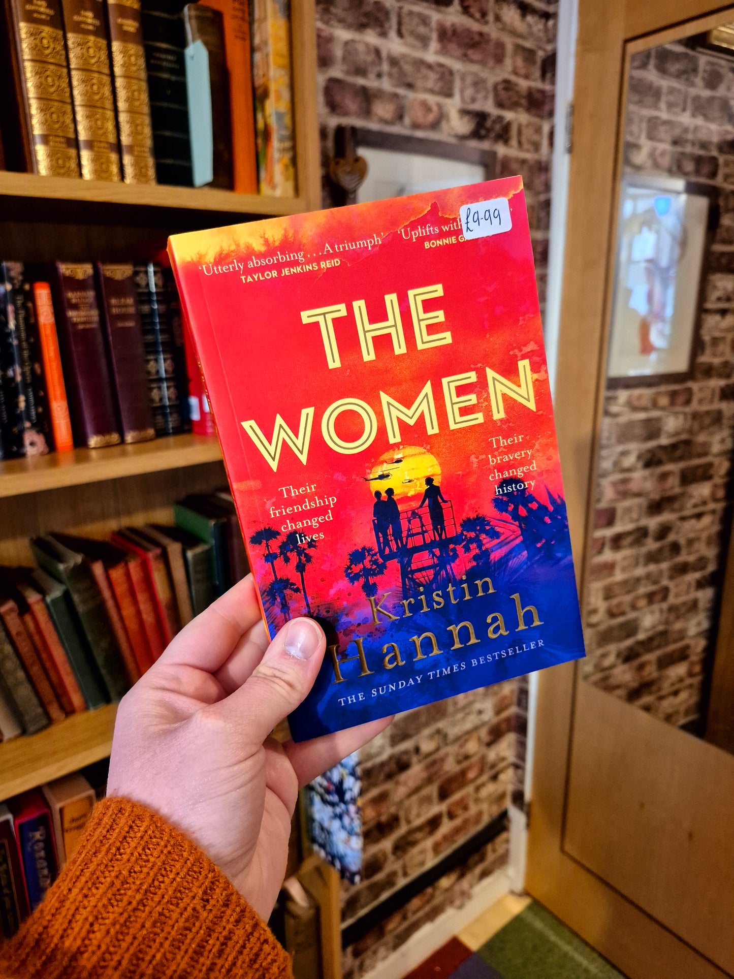 The Women - Kristin Hannah