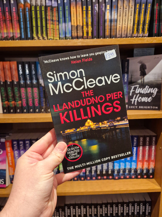 The Llandudno Pier Killings - Simon McCleave