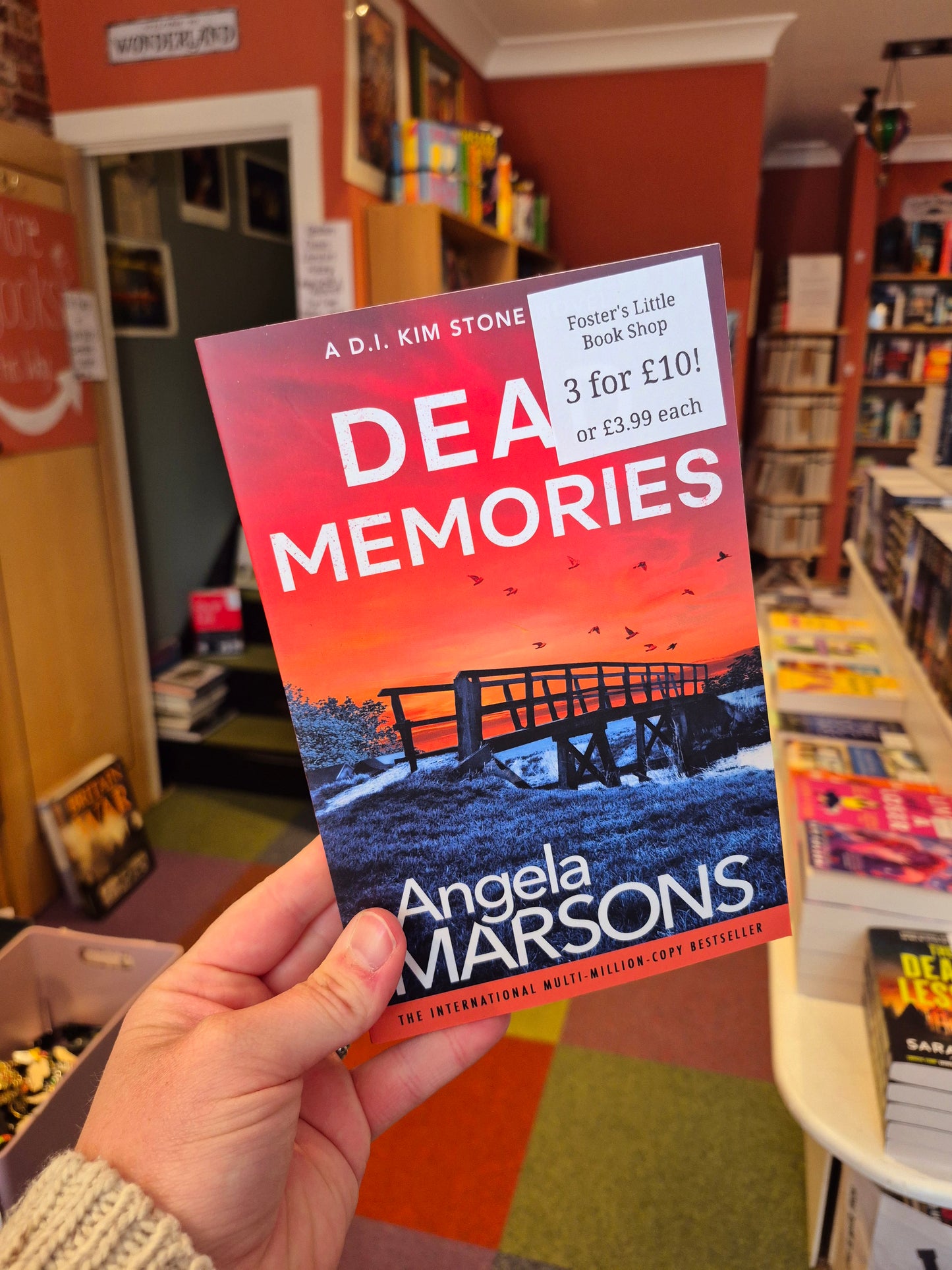 Dead Memories - Angela Marsons (DI Kim Stone Book 10)