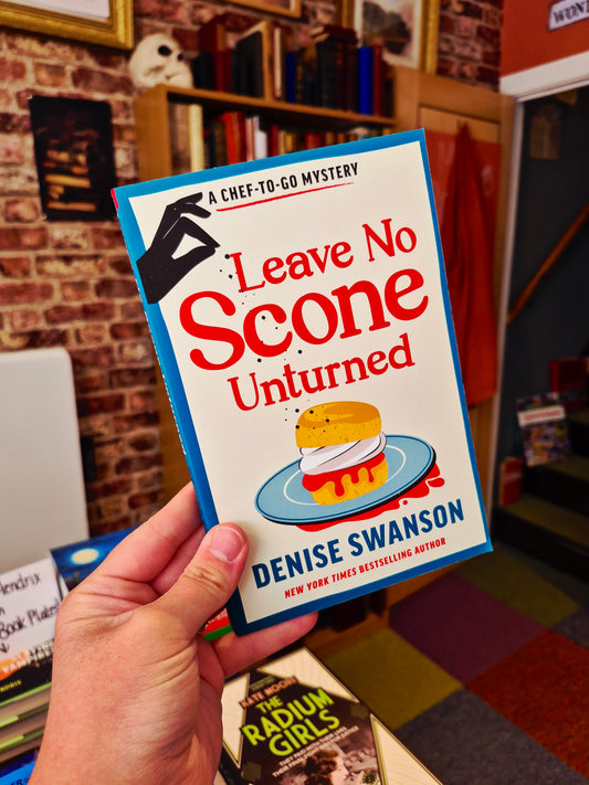Leave No Scone Unturned - Denise Swanson
