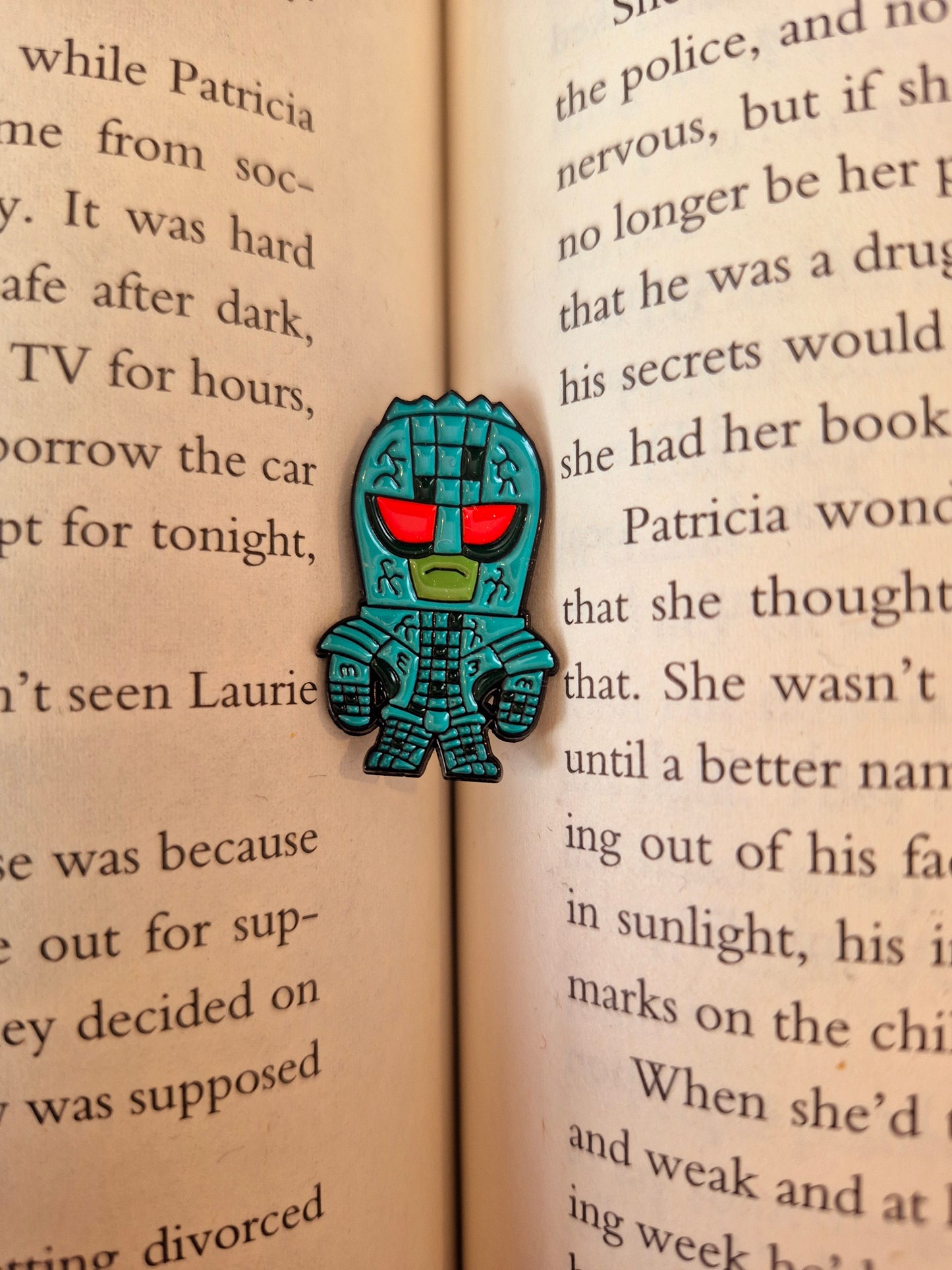 Bookish Pin Badges!