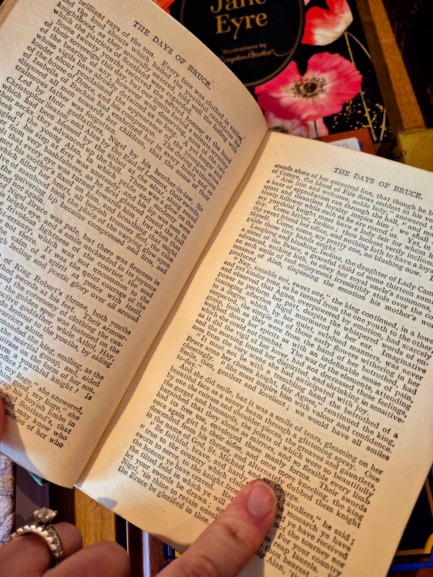 The Days of Bruce: A Story from Scottish History - Grace Aguilar (c. 1903)
