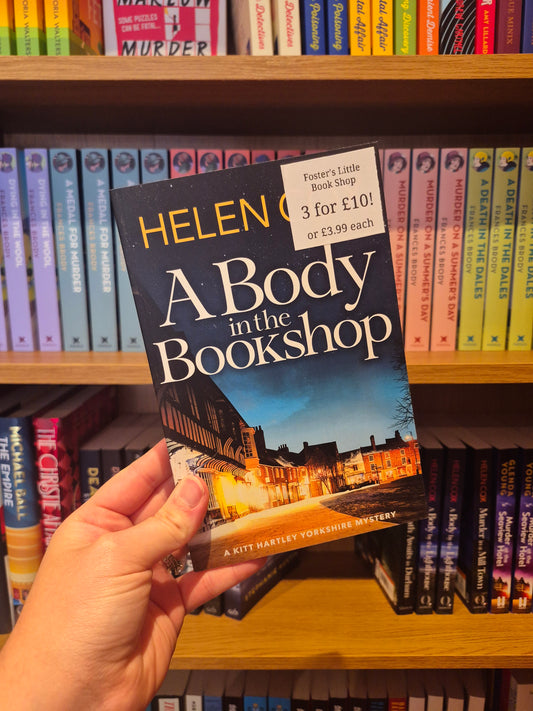 A Body in the Bookshop - Helen Cox