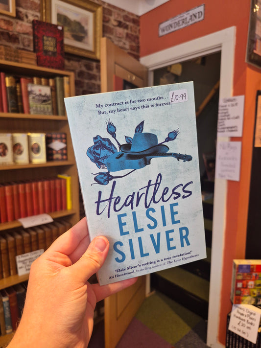 Heartless - Elsie Silver (Chestnut Springs Book 2)