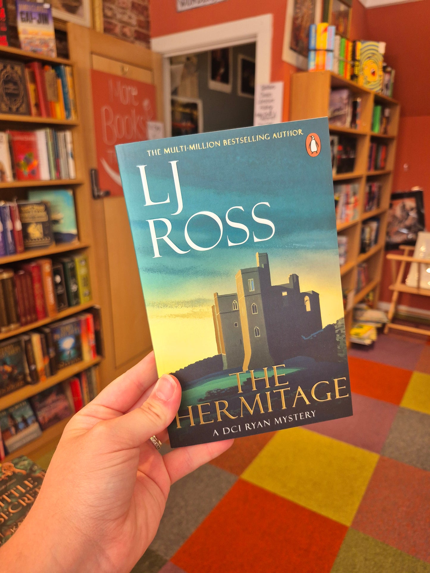 The Hermitage - LJ Ross (DCI Ryan Book 9)