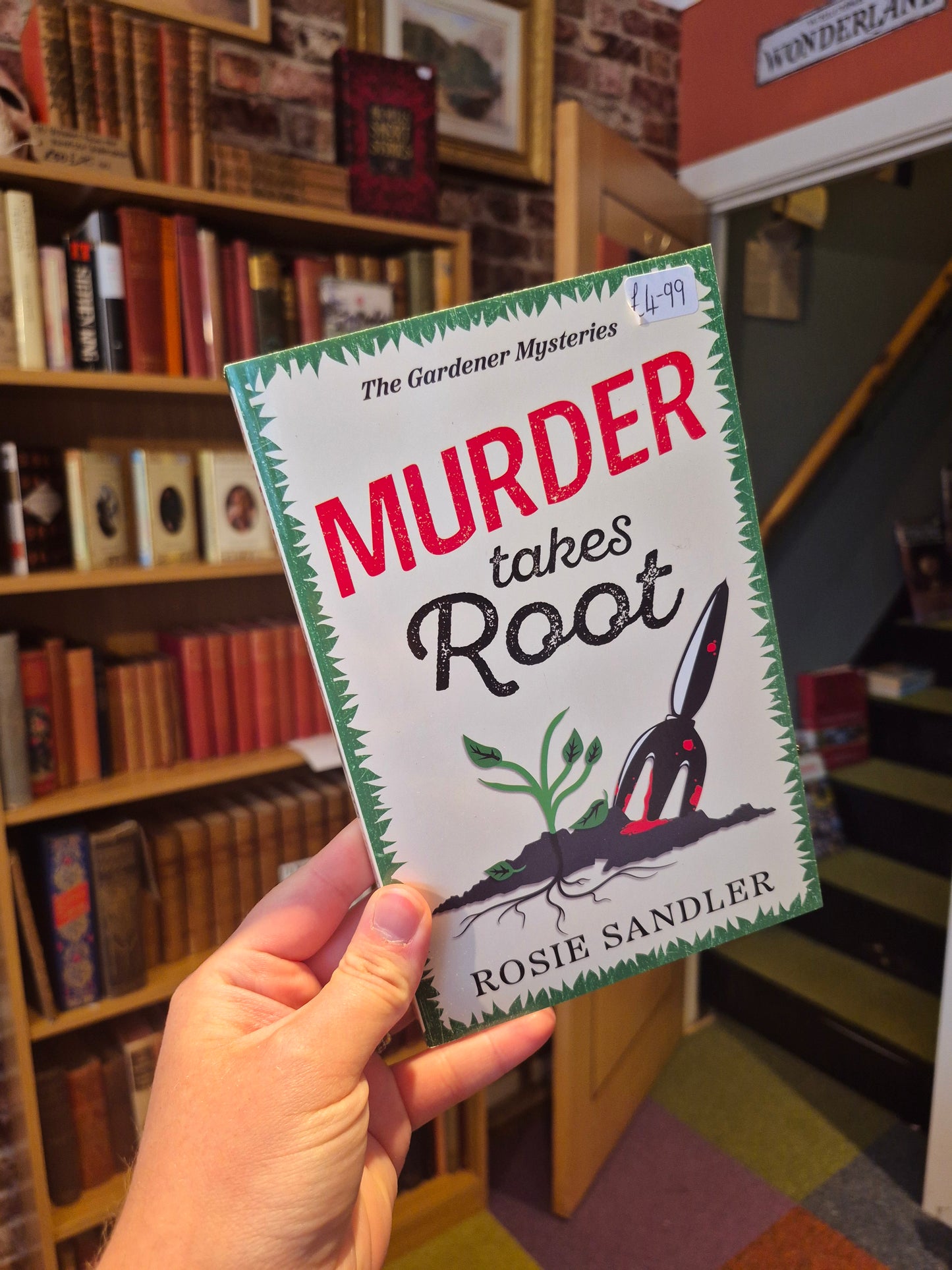 Murder Takes Root - Rosie Sandler