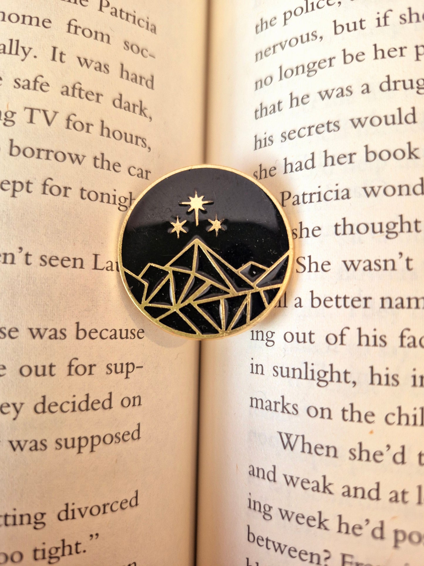 Bookish Pin Badges!