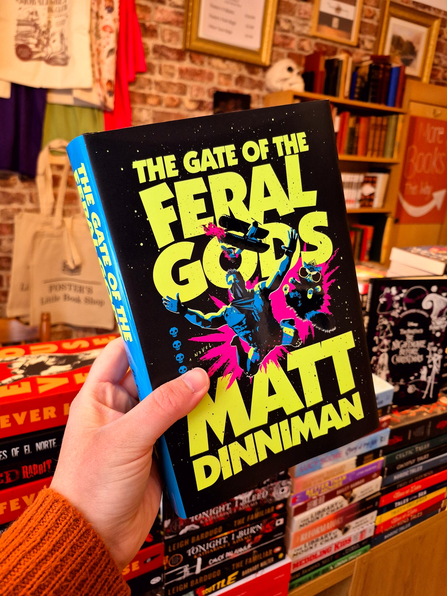 The Gate of the Feral Gods (Dungeon Crawler Carl Book 4) - Matt Dinniman