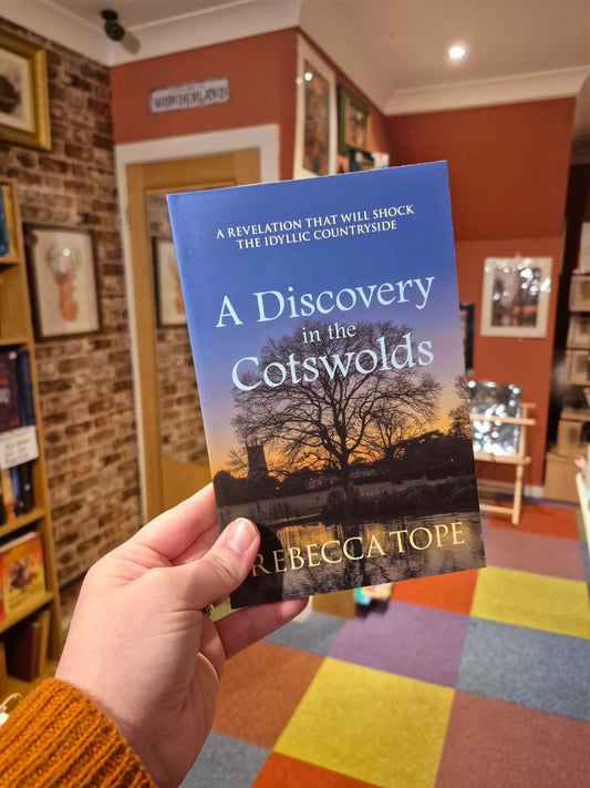 A Discovery in the Cotswolds - Rebecca Tope
