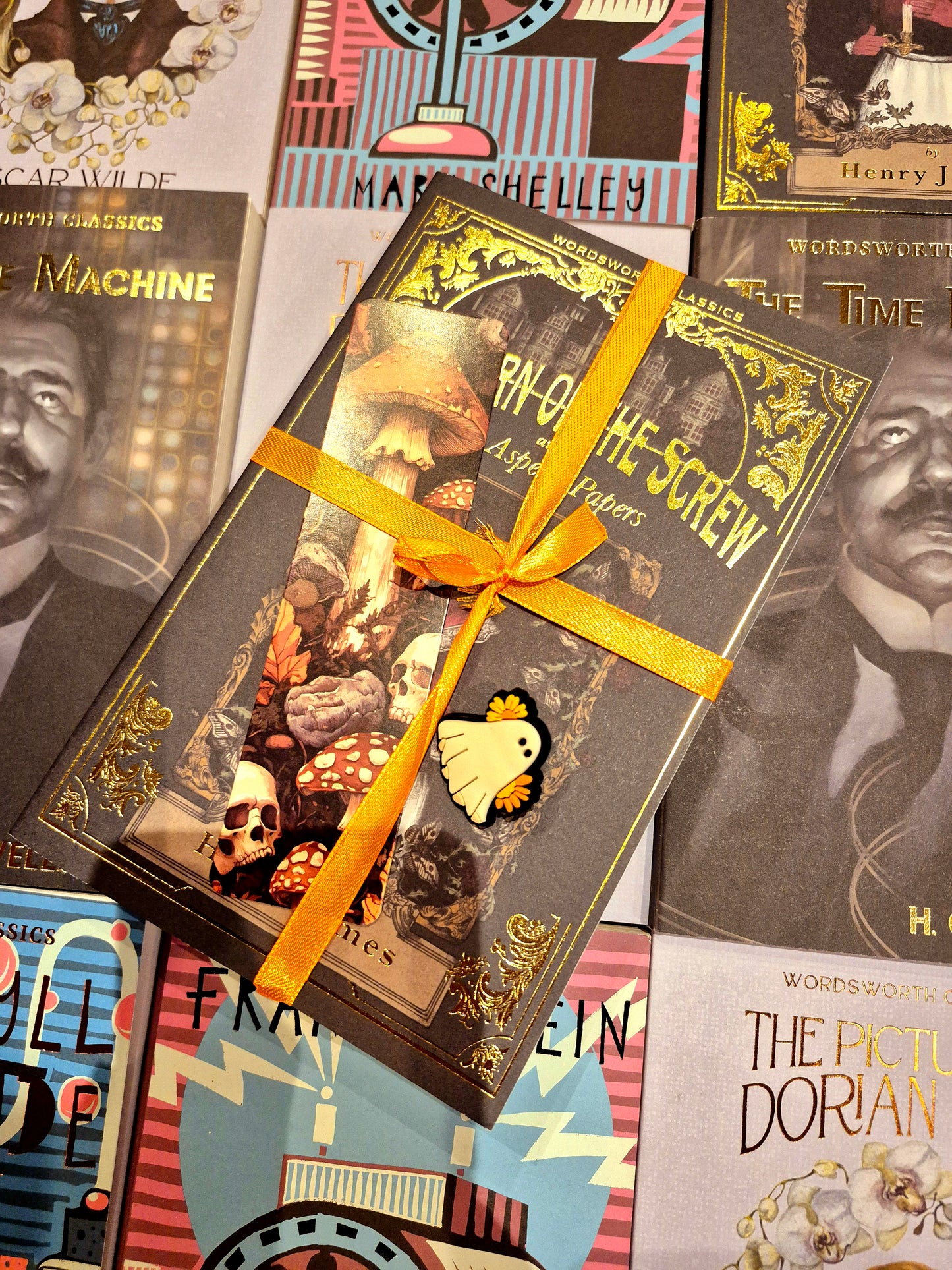 Foster's Halloween Bundle! 📖🖤