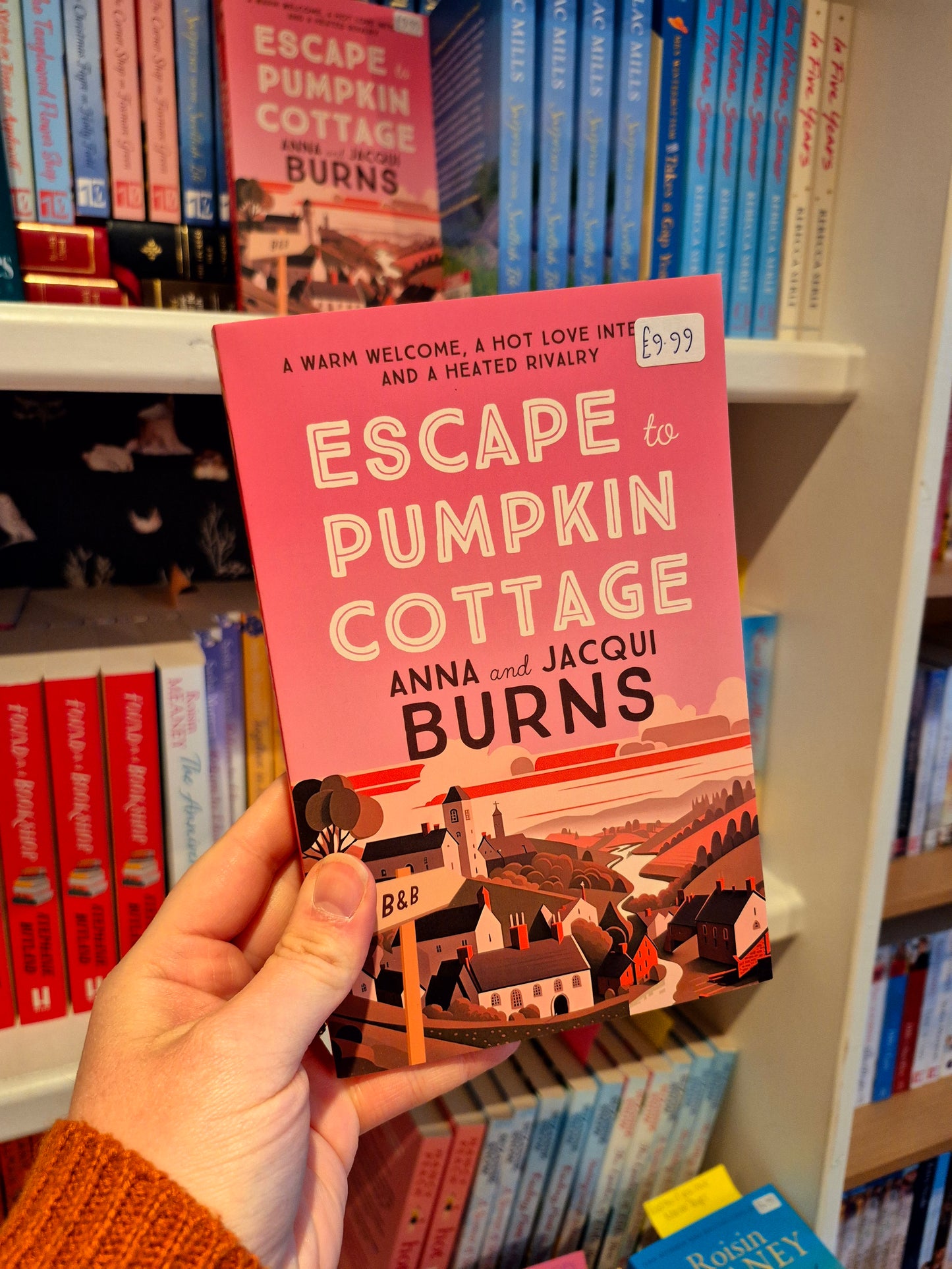 Escape to Pumpkin Cottage - Anna & Jacqui Burns