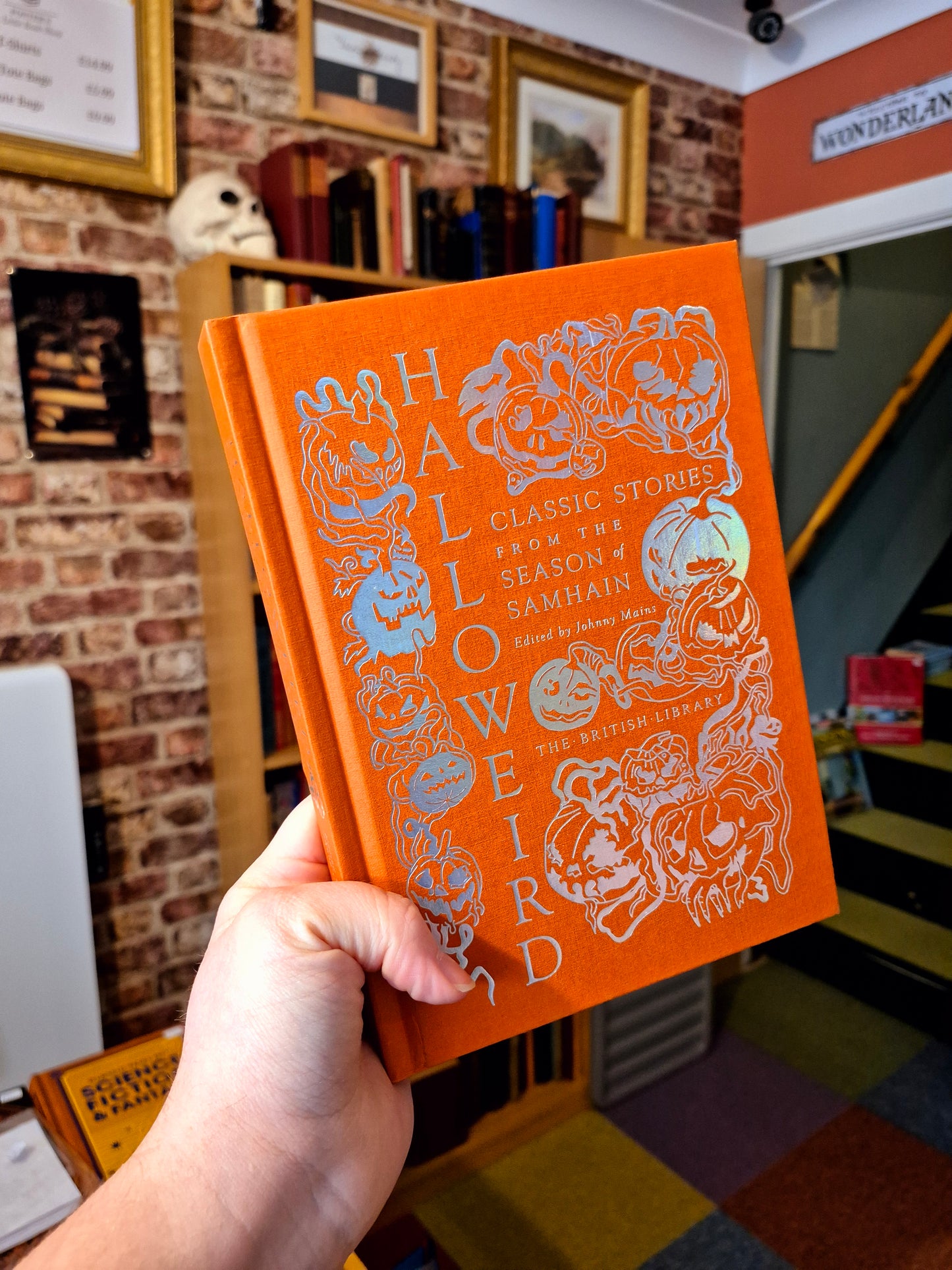 Halloweird: Classic Stories from the Season of Samhain - British Library Publishing