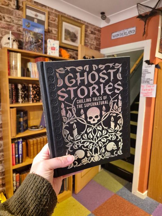 Ghost Stories: Chilling Tales of the Supernatural (Gilded Deluxe Classics)