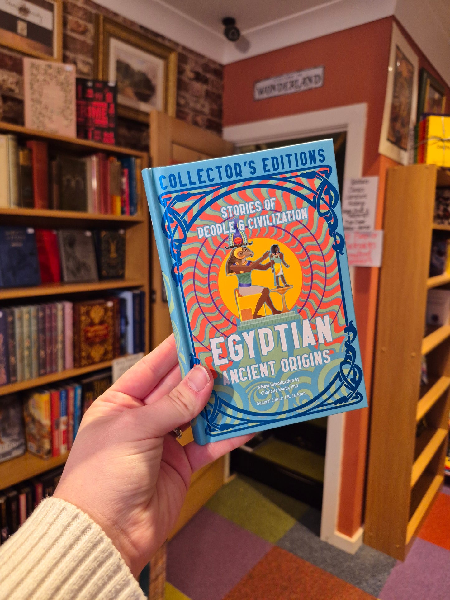 Egyptian Ancient Origins: Stories of People & Civilisation (Gilded Classics)