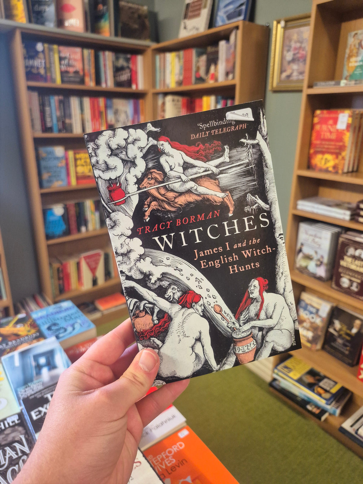 Witches: James I and the English Witch Hunts - Tracy Borman