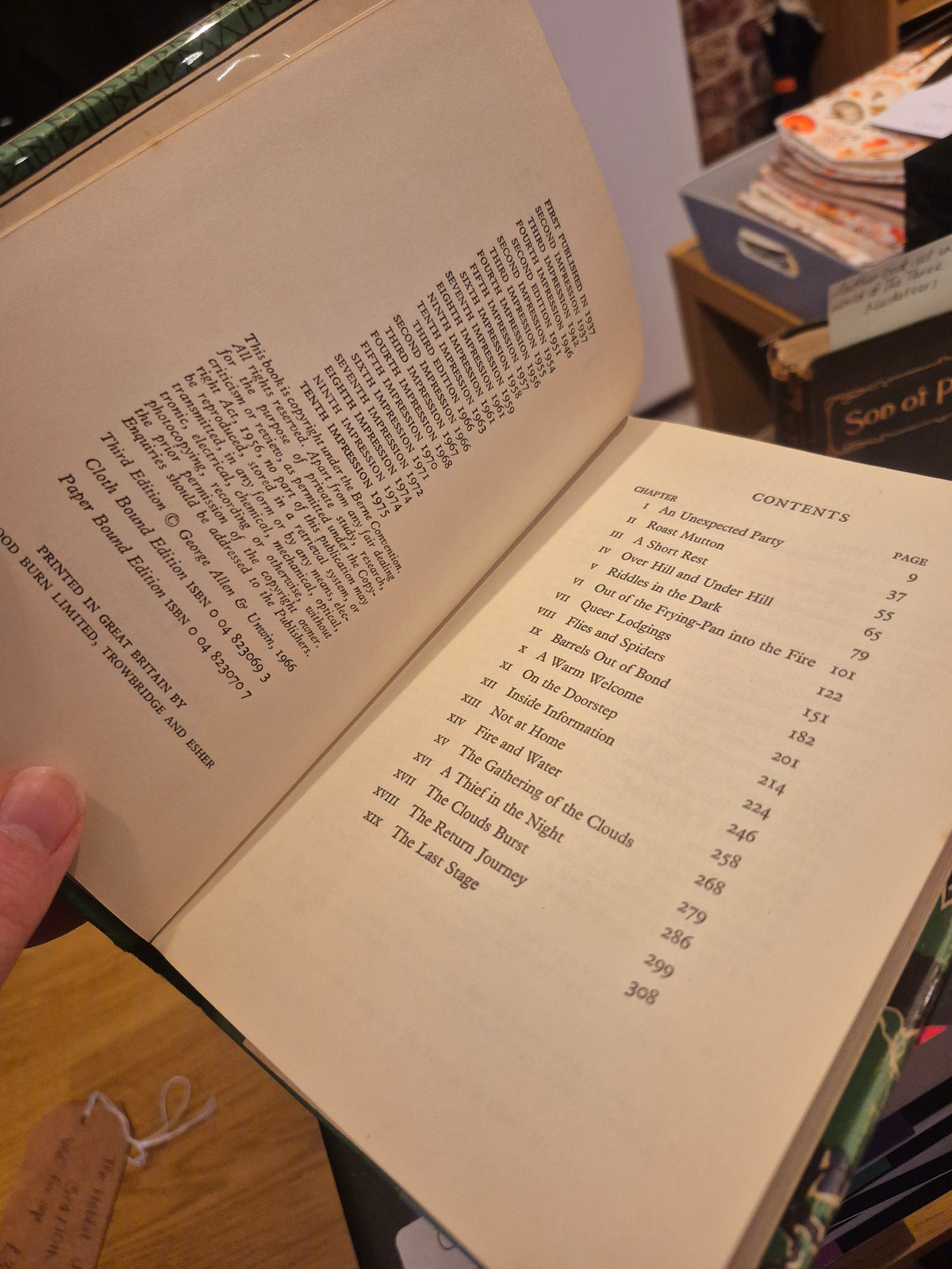 The Hobbit - JRR Tolkien (3rd Edition)