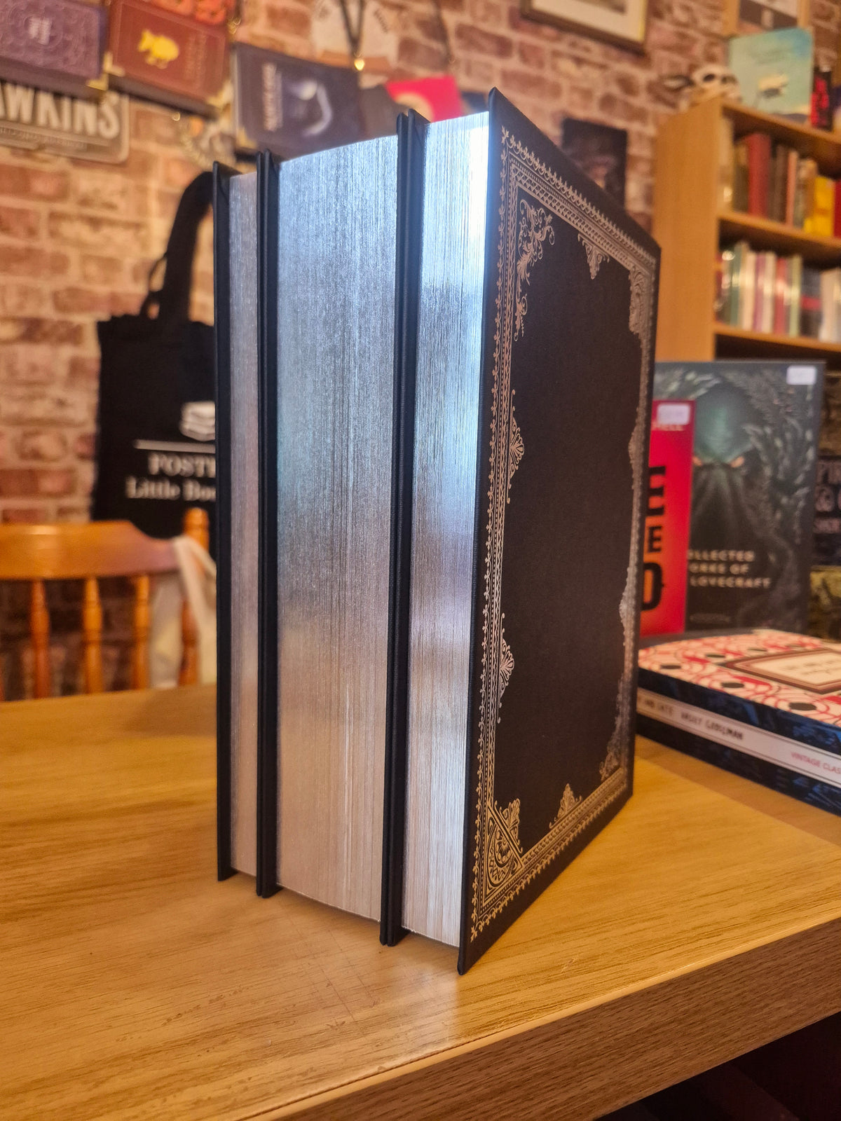 Alchemised - SenLinYu (Deluxe Illustrated Triple Volume Slipcased Edition)