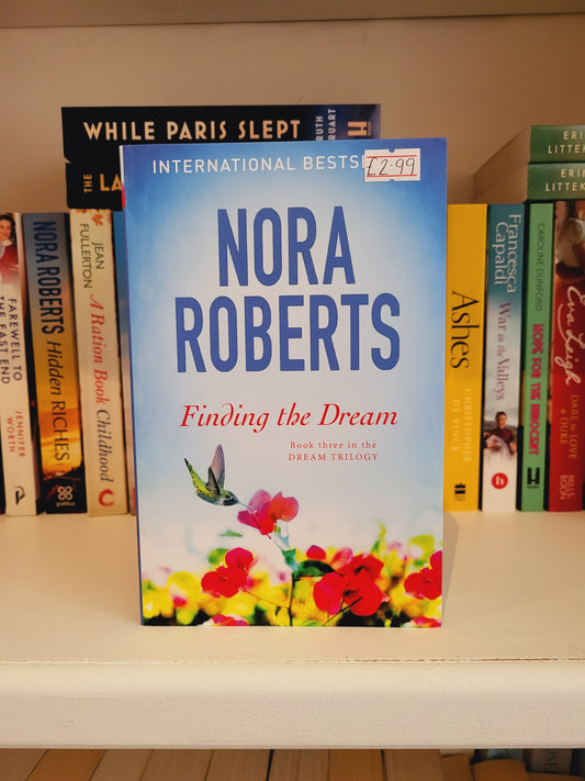 Finding the Dream - Nora Roberts