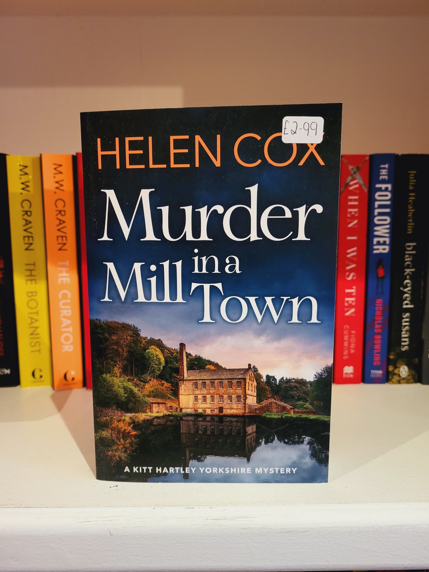 Murder in a Mill Town - Helen Cox