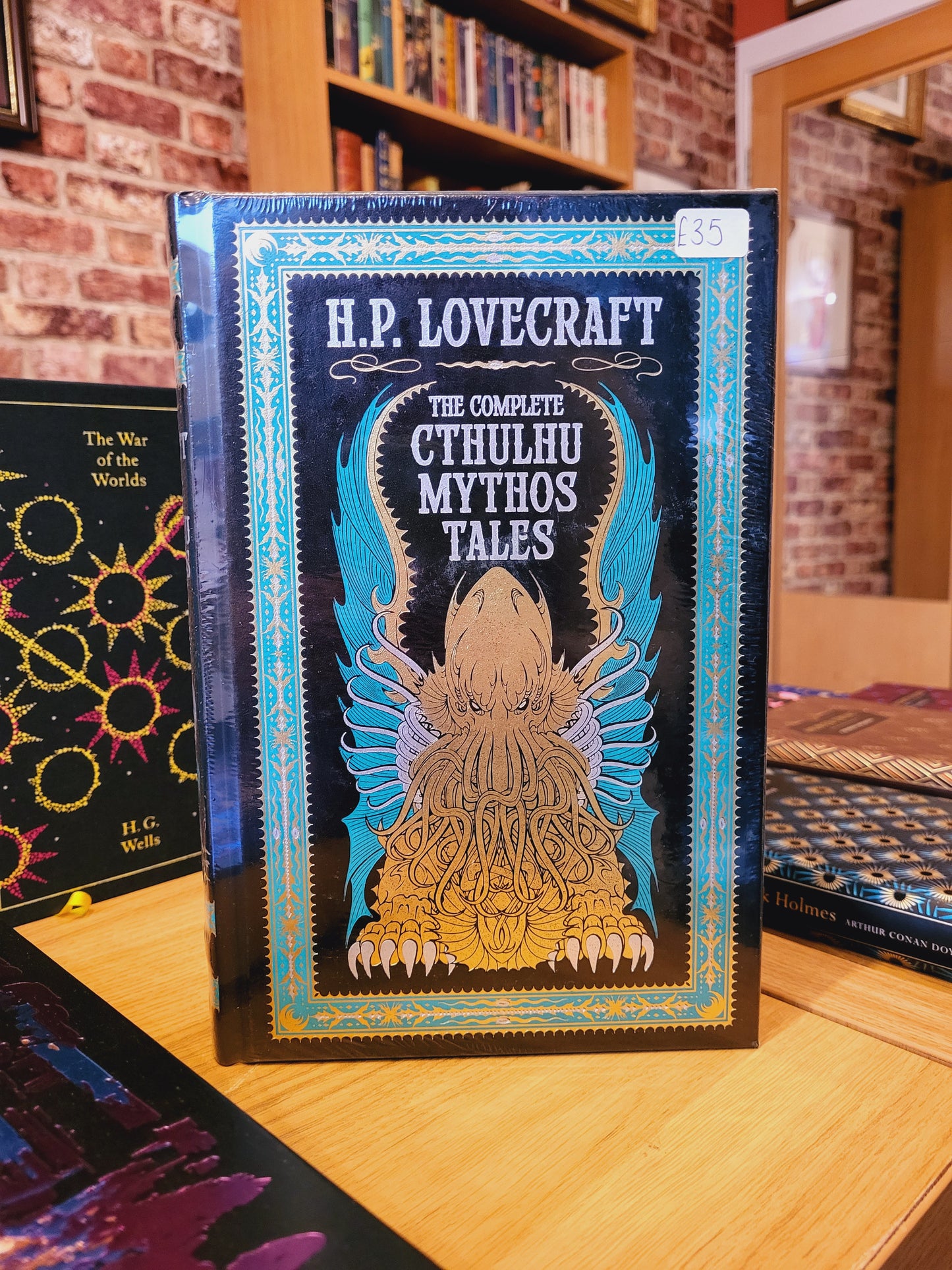 The Complete Cthulhu Mythos Tales - H.P. Lovecraft (B&N Hardback)