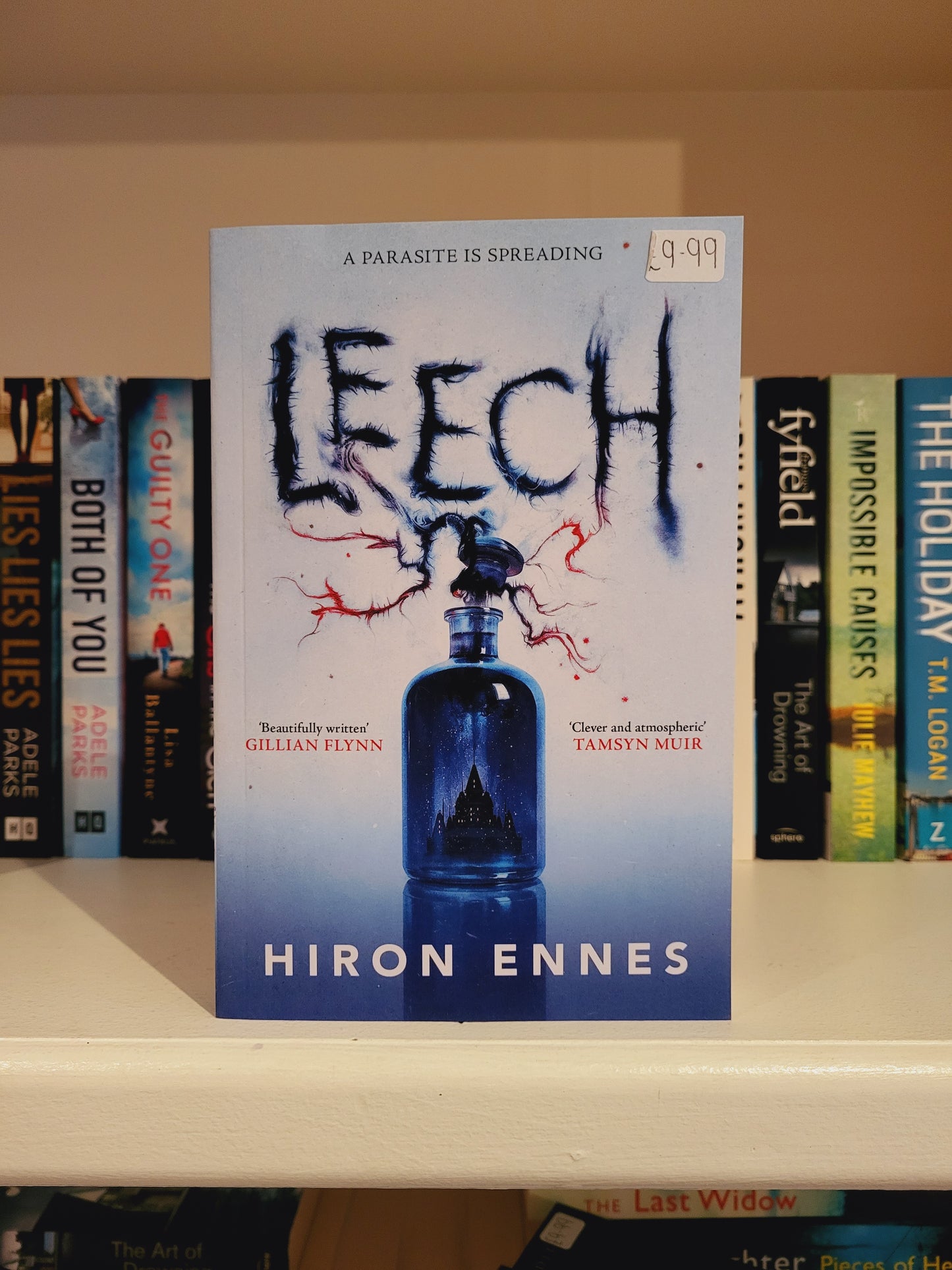 Leech - Hiron Ennes