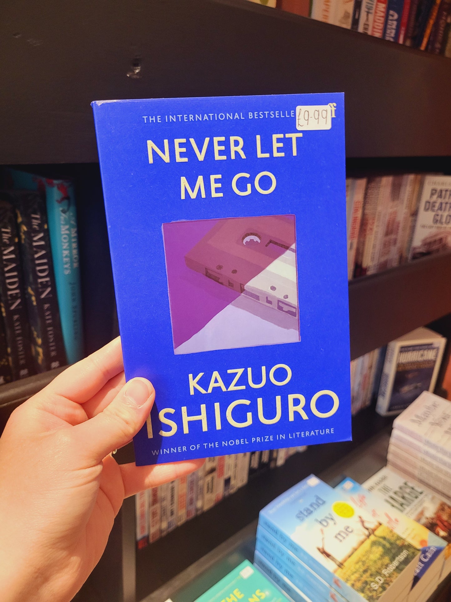 Never Let Me Go - Kazuo Ishiguro