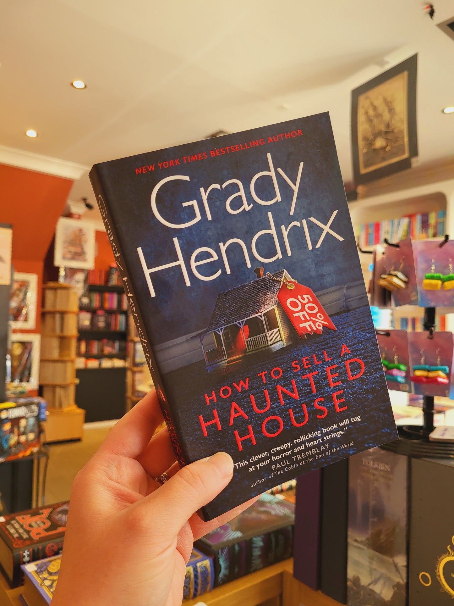 How to Sell a Haunted House - Grady Hendrix