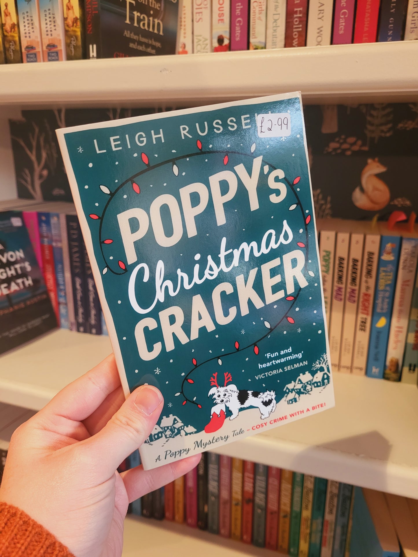 Poppy's Christmas Cracker - Leigh Russell