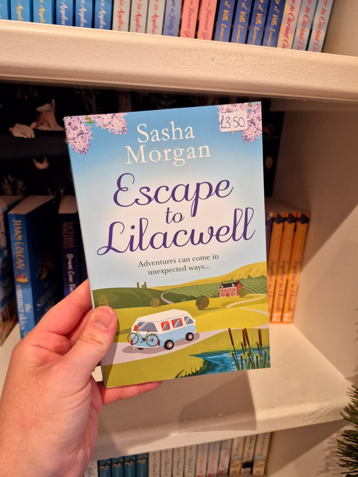 Escape to Lilacwell - Sasha Morgan