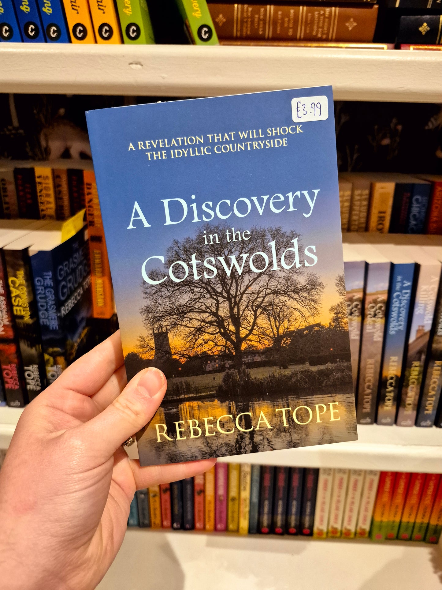 A Discovery in the Cotswolds - Rebecca Tope