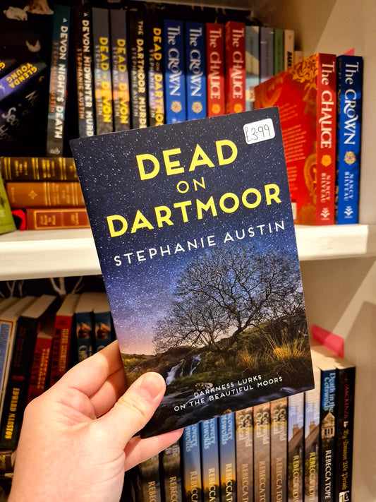 Dead on Dartmoor - Stephanie Austin