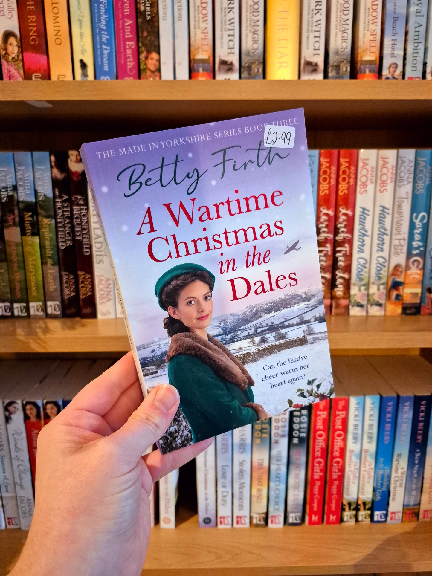 A Wartime Christmas in the Dales - Betty Firth