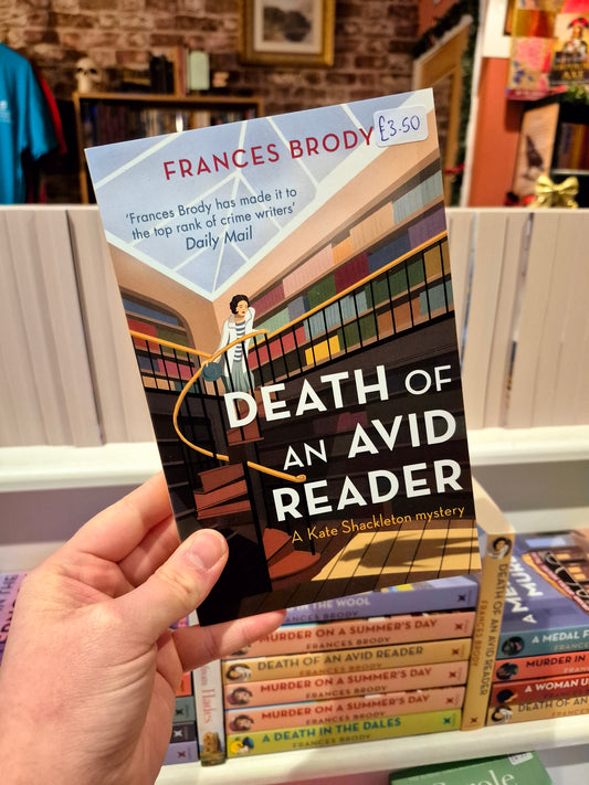 Death of an Avid Reader - Frances Brody