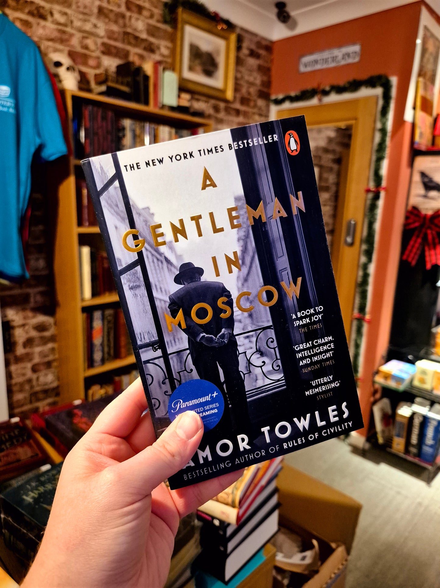 A Gentleman in Moscow - Amor Towles