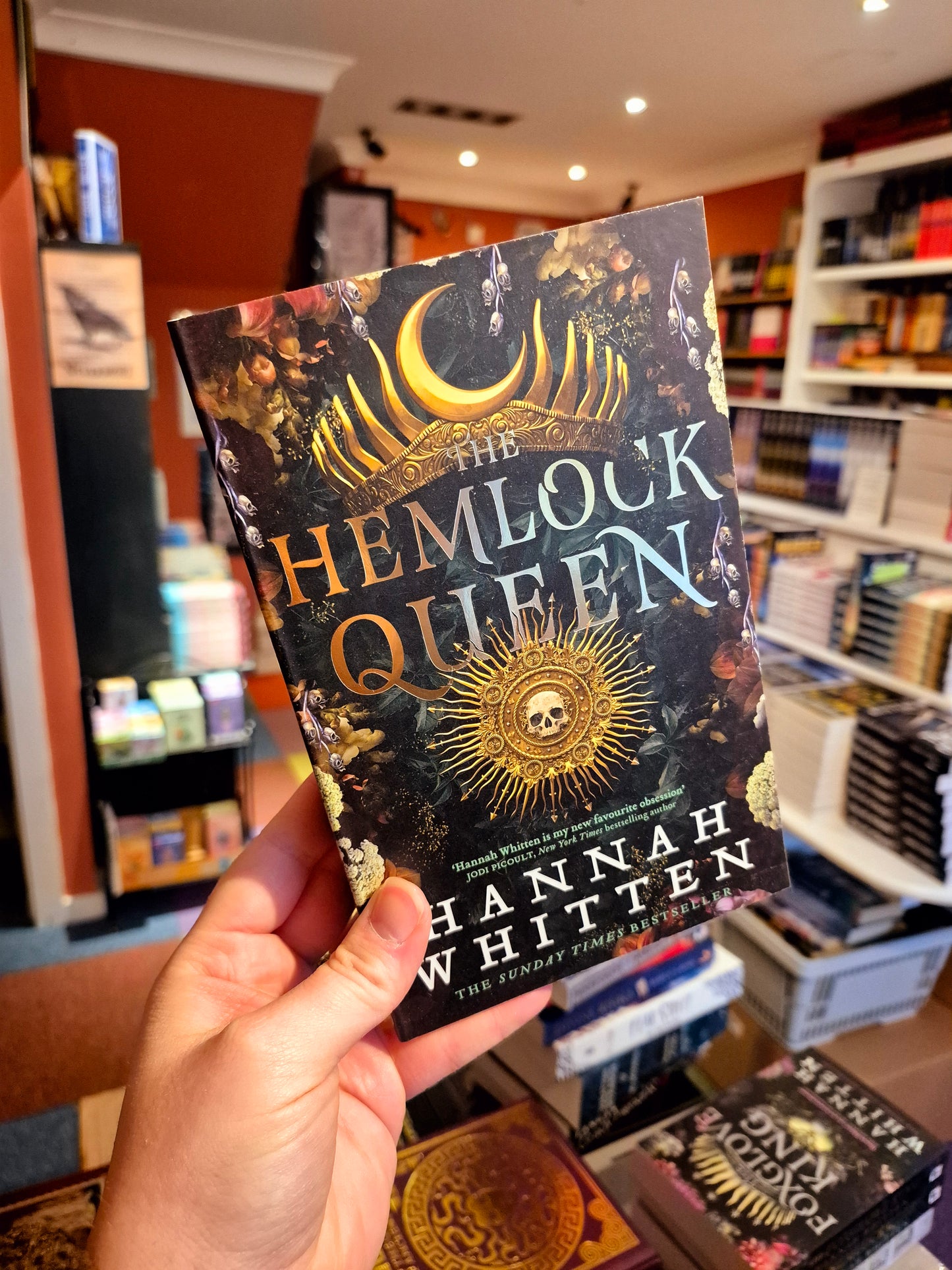 Hemlock Queen - Hannah Whitten