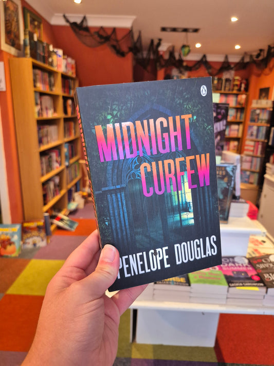 Midnight Curfew - Penelope Douglas