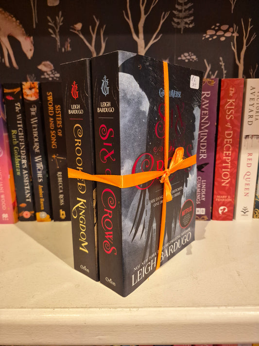 Leigh Bardugo 2-Book Bundle (Fantasy)