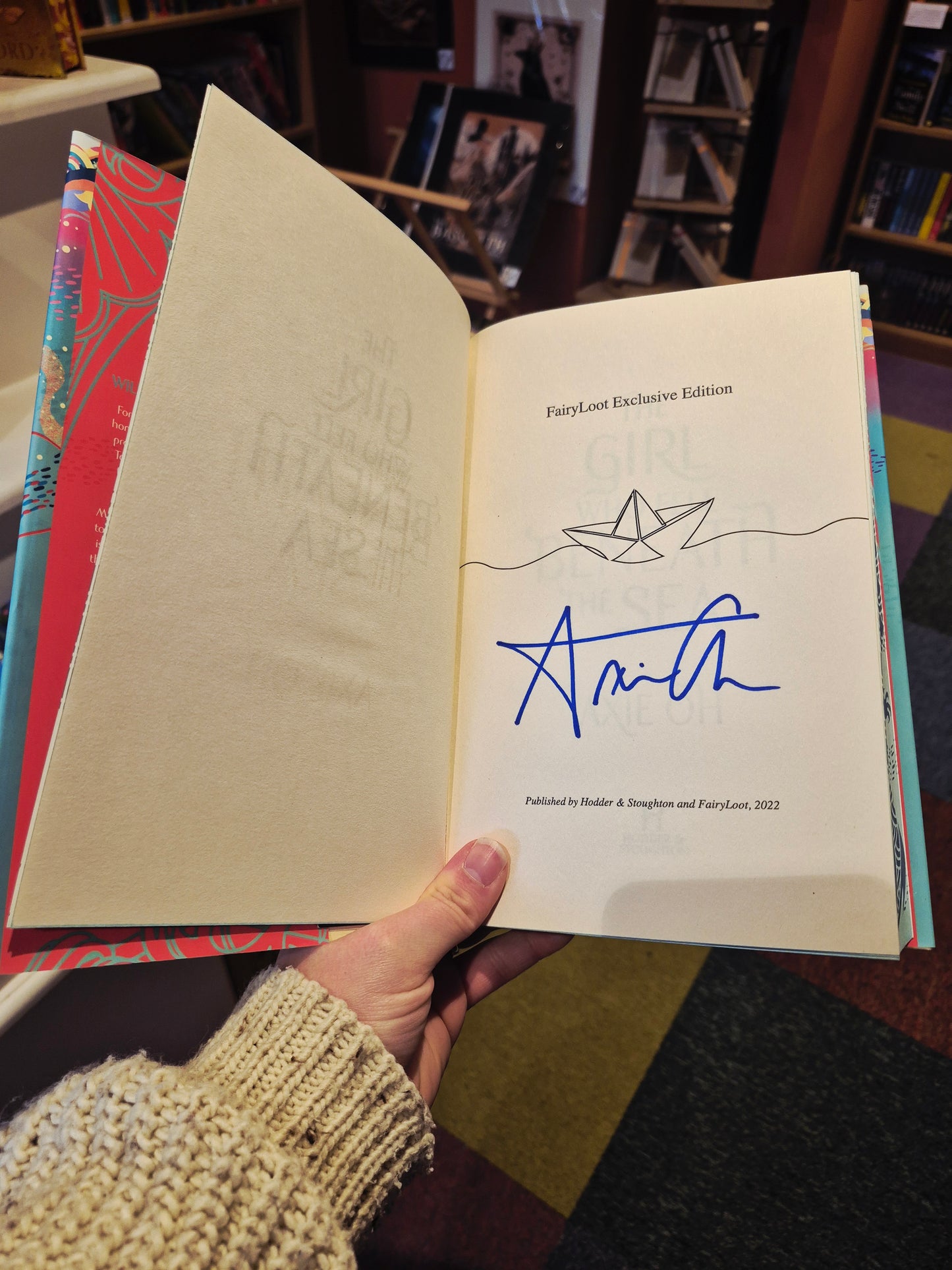 The Girl Who Fell Beneath the Sea - Axie Oh (Signed Fairyloot Edition)