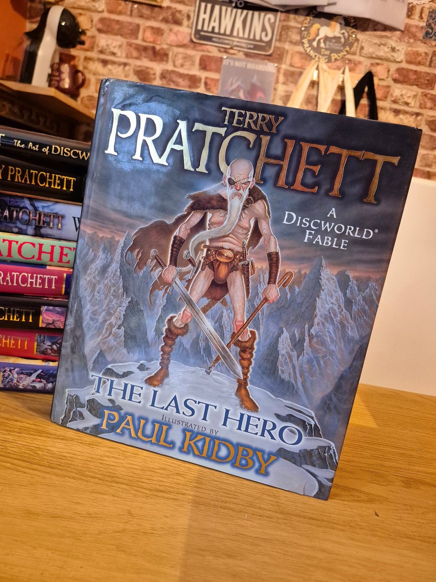 The Last Hero: A Discworld Illustrated Fable - Terry Pratchett & Paul Kidby