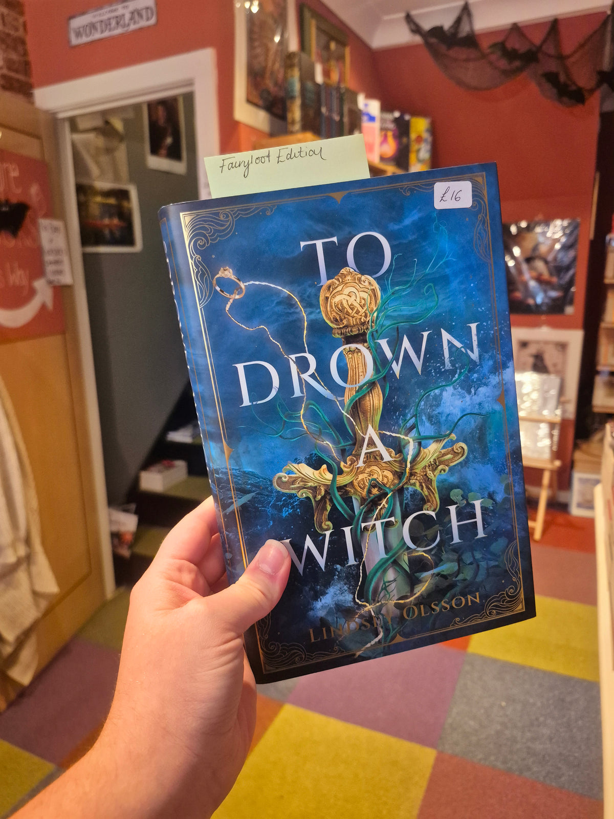 To Drown a Witch - Lindsey Olsson (Fairyloot Edition)
