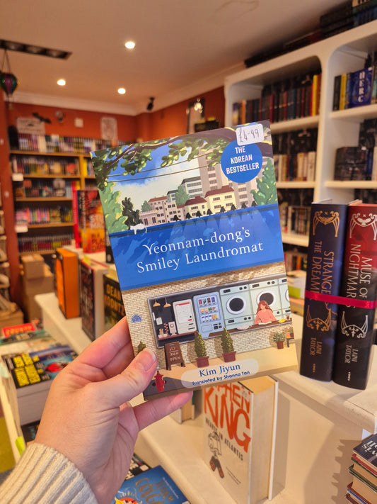 Yeonnam-dong's Smiley Laundromat - Kim Jiyun