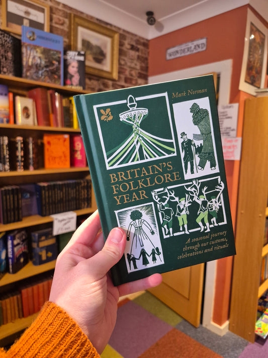 Britain's Folklore Year - Mark Norman (National Trust Books)