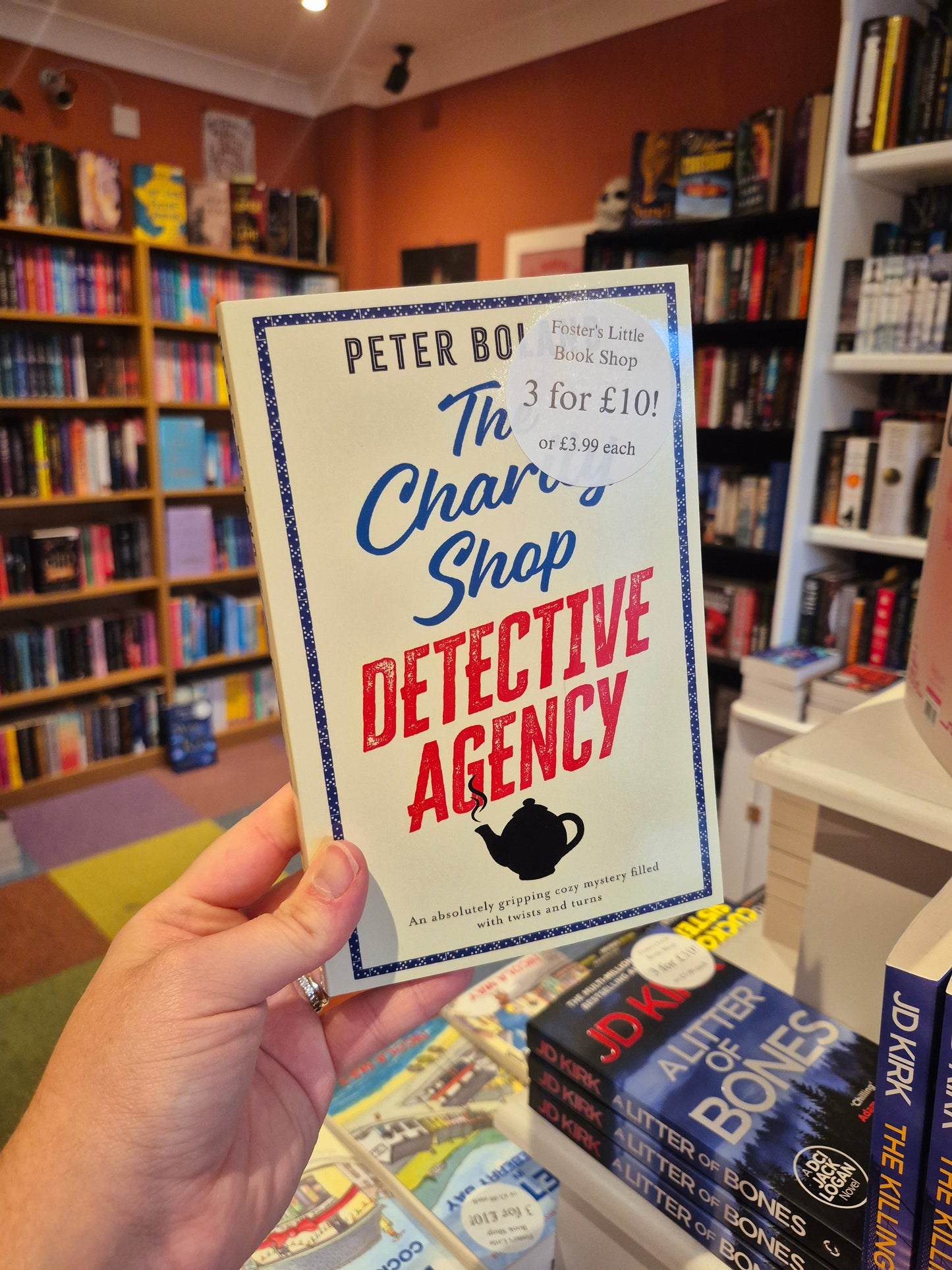 The Charity Shop Detective Agency - Peter Boland