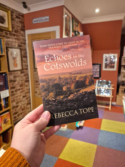 Echoes in the Cotswolds - Rebecca Tope
