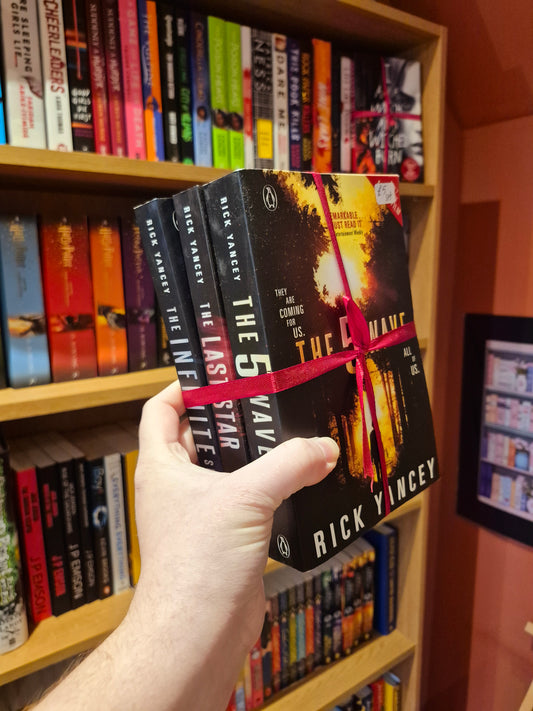 The 5th Wave 3-Book Bundle