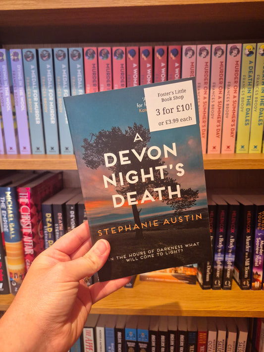 A Devon Night's Death - Stephanie Austin