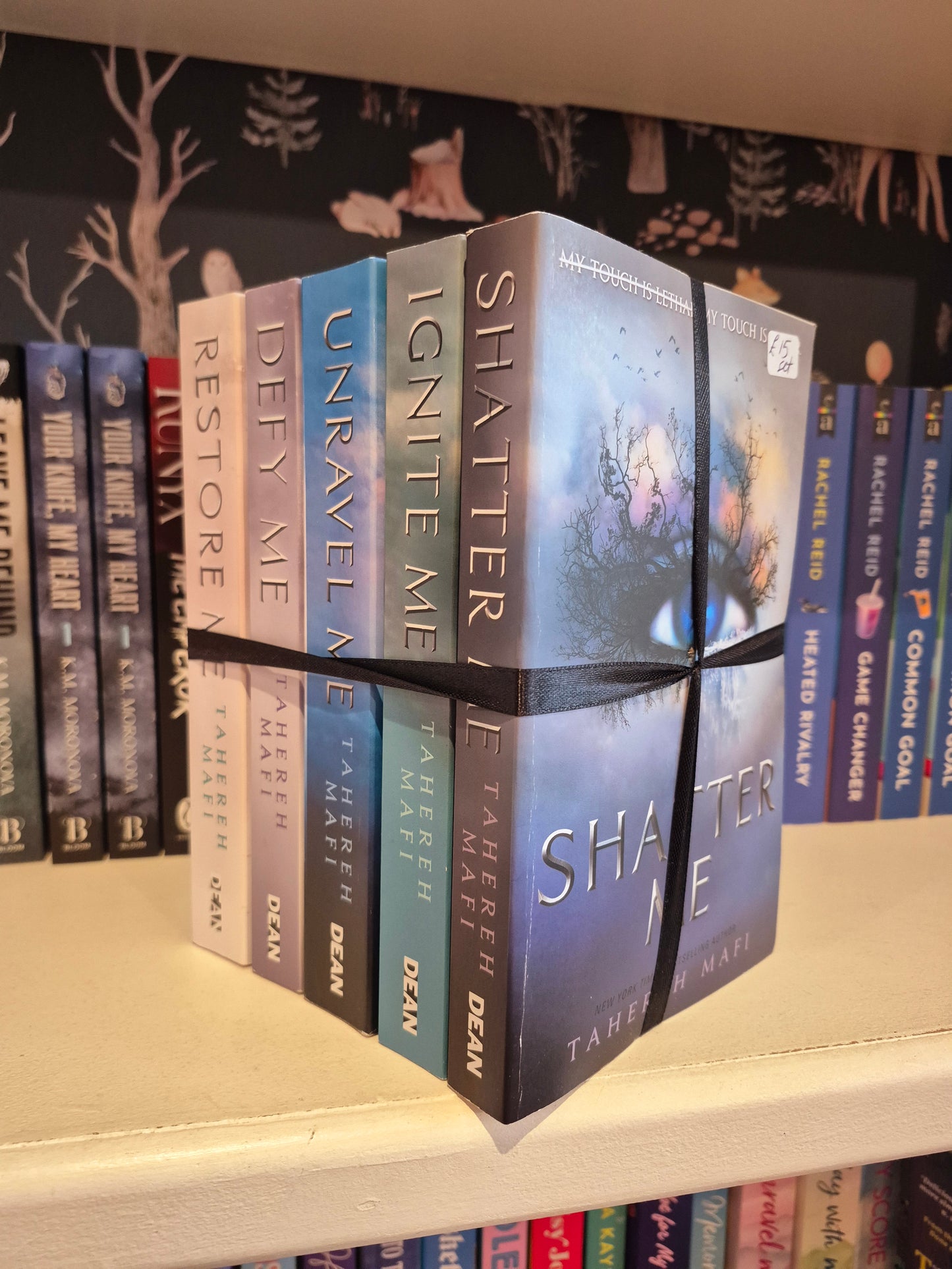 Shatter Me 5-Book Bundle